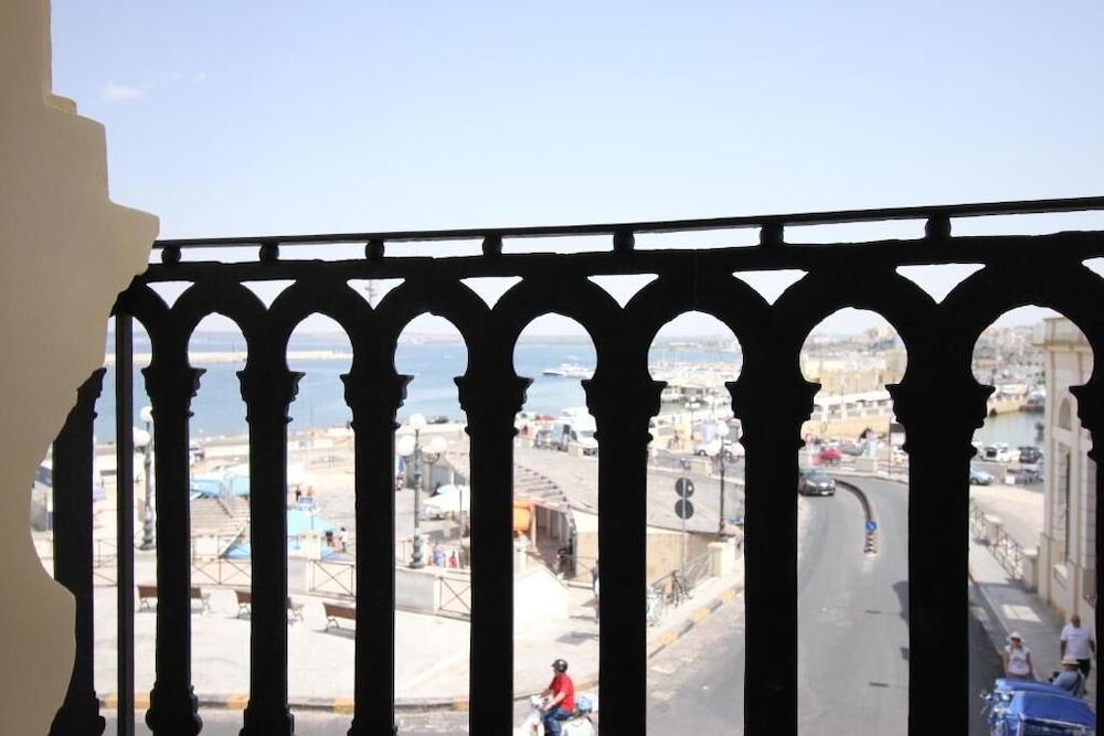 Suite Porta Terra Gallipoli Eksteriør billede